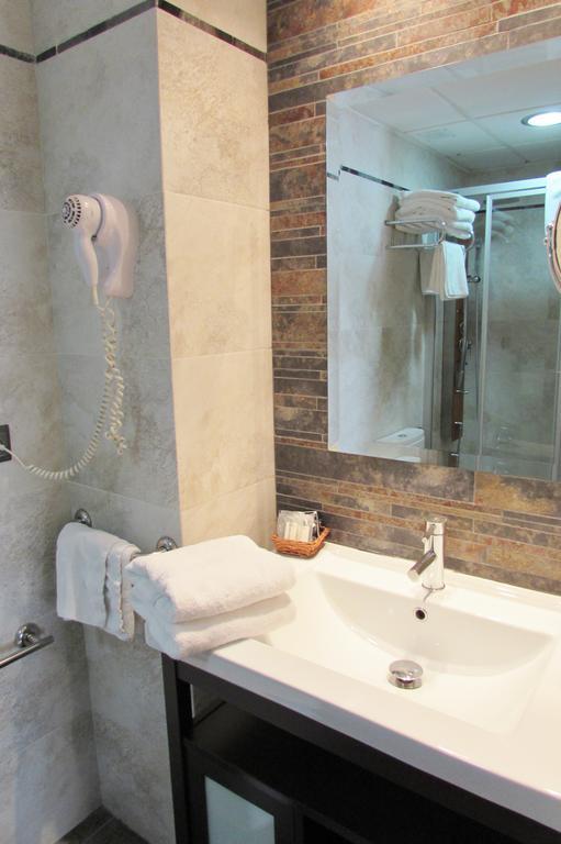Apartamentos Turisticos Las Nieves Grenada Zewnętrze zdjęcie