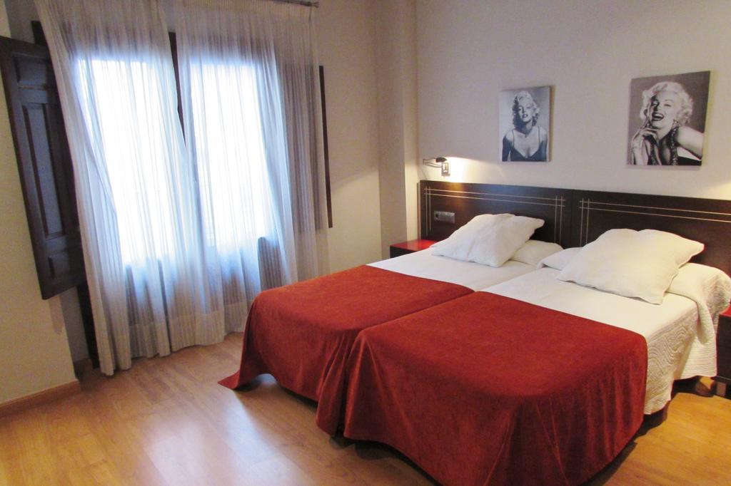 Apartamentos Turisticos Las Nieves Grenada Zewnętrze zdjęcie