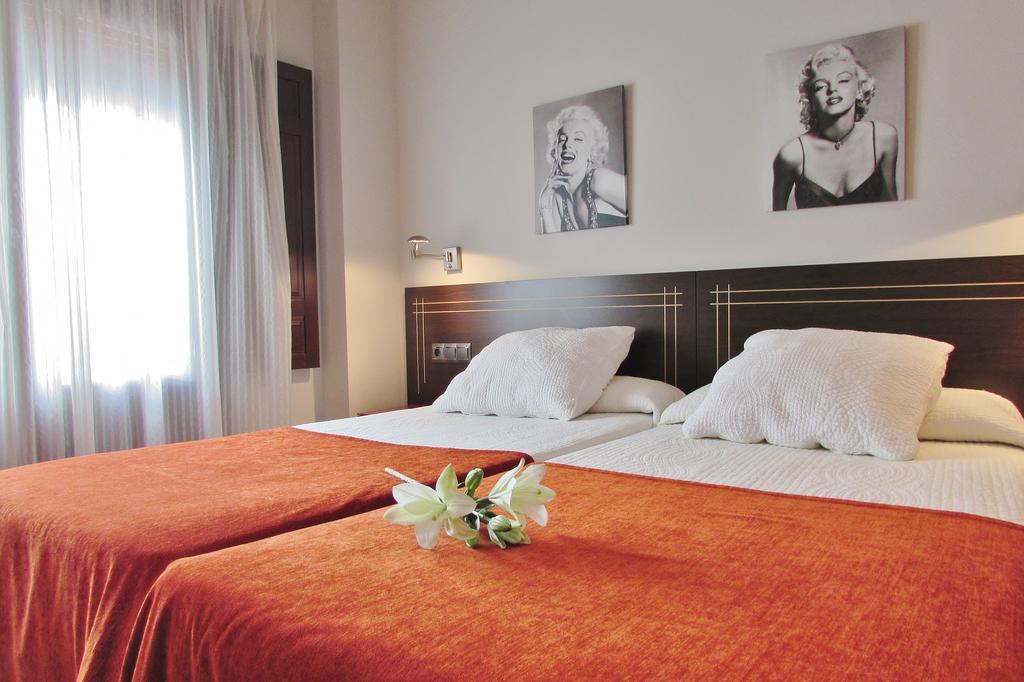 Apartamentos Turisticos Las Nieves Grenada Zewnętrze zdjęcie
