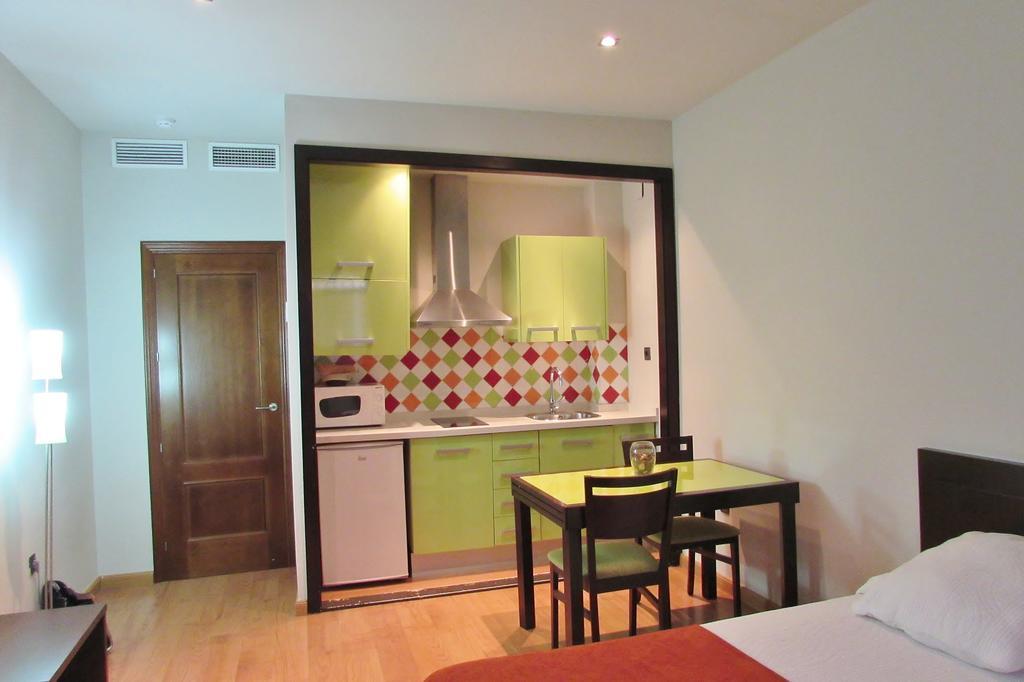 Apartamentos Turisticos Las Nieves Grenada Zewnętrze zdjęcie
